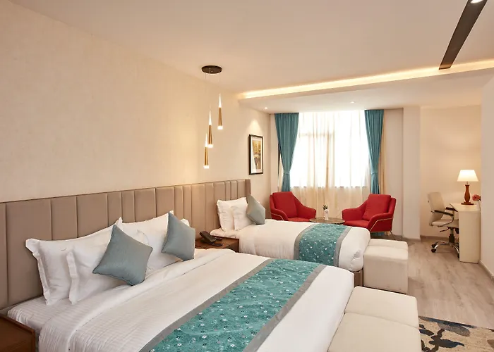 Indreni Hotel 4*